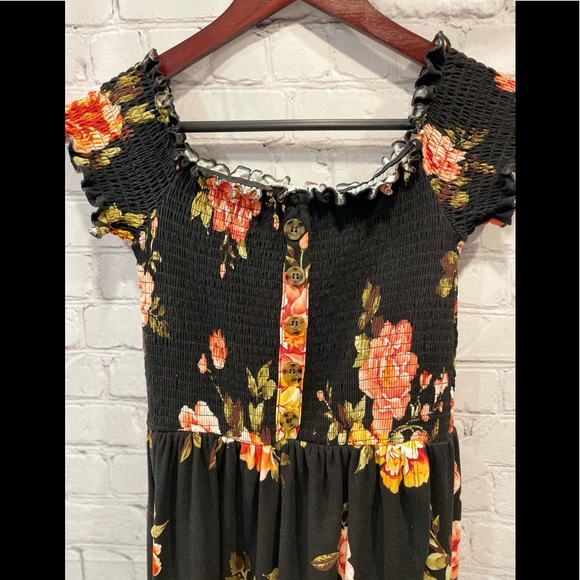 J FOR JUSTIFAY WOMEN'S FLOWERED ESCITE ELASTICIZED BLACK DRESS SIZE S - Picture 13 of 15